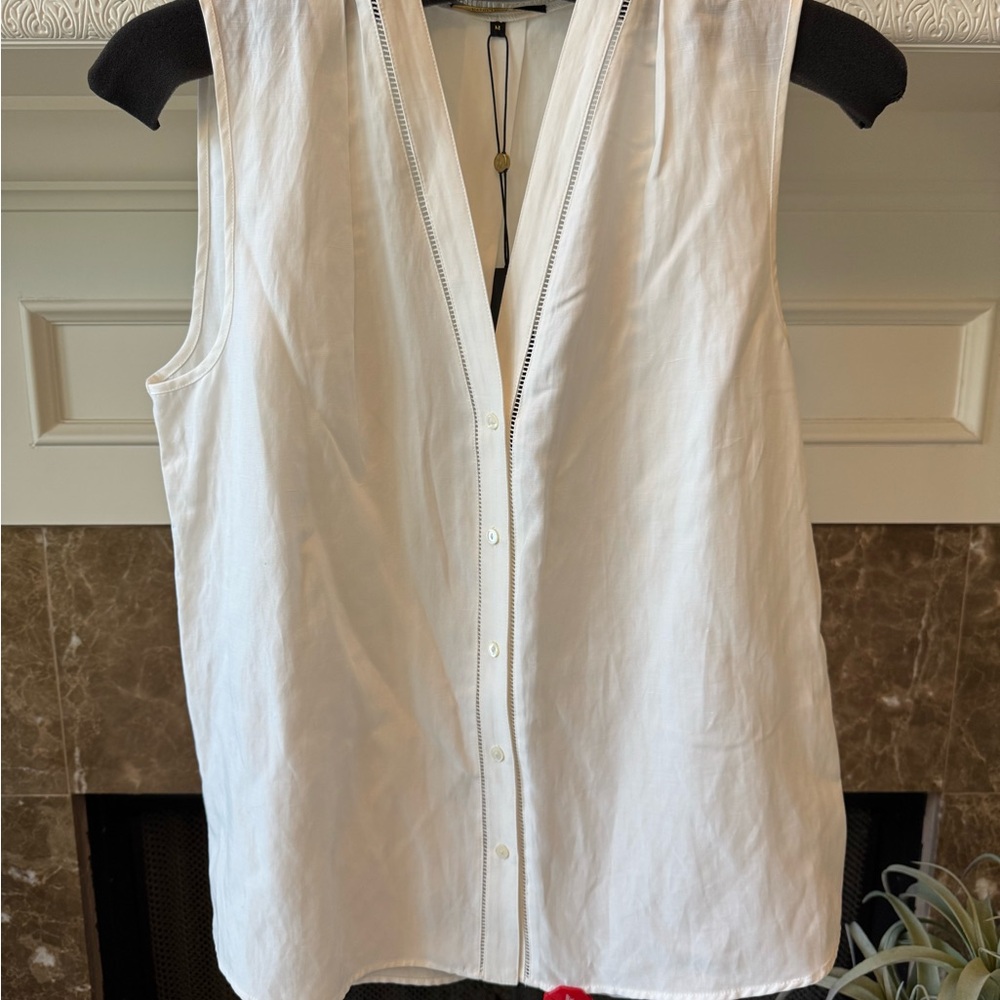 Elegant White Sleeveless Blouse